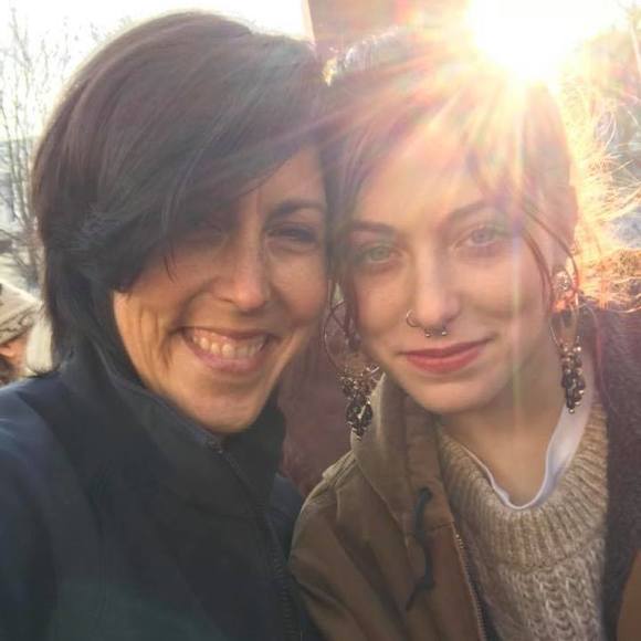 Meet your Posher, Sierra - Picture 1 of 1